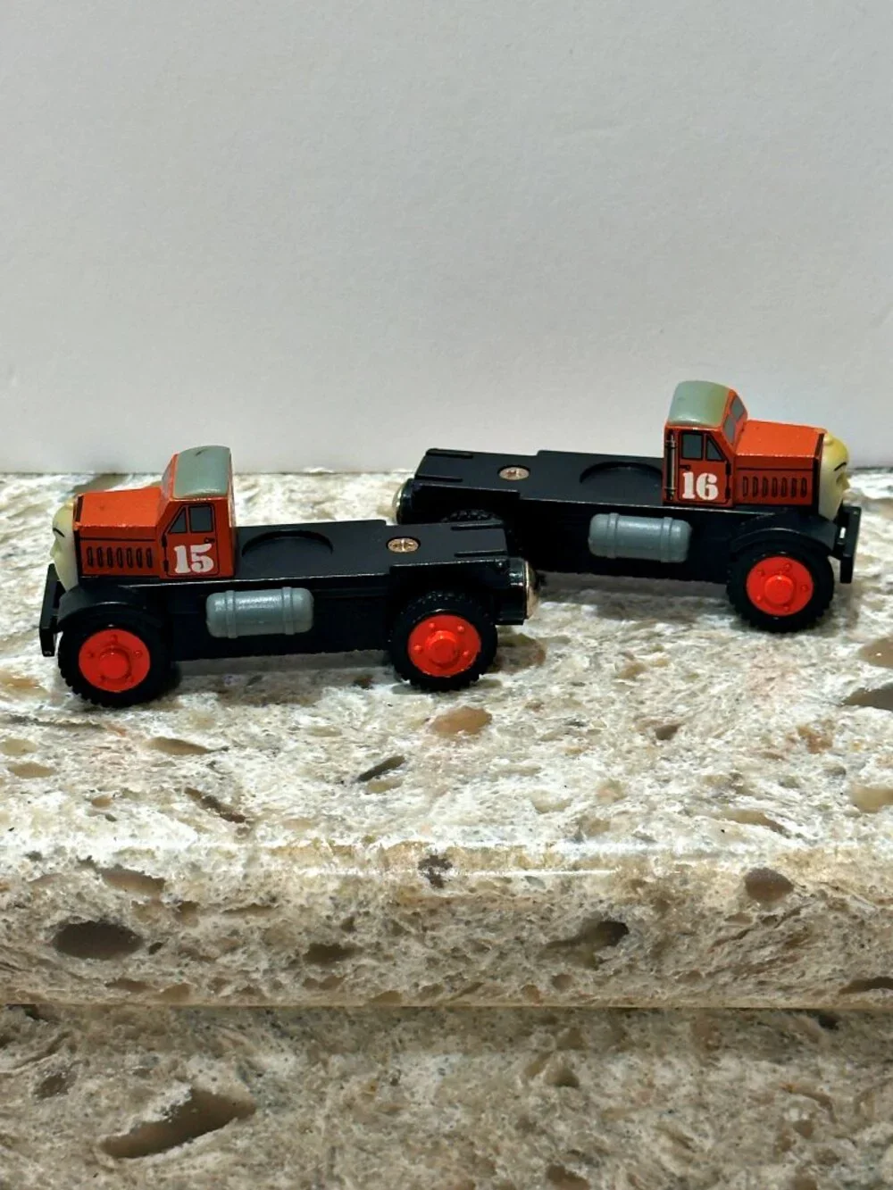 Thomas & Friends Wooden Railway Max & Monty 15 16 Twin Dump Trucks Incomplete